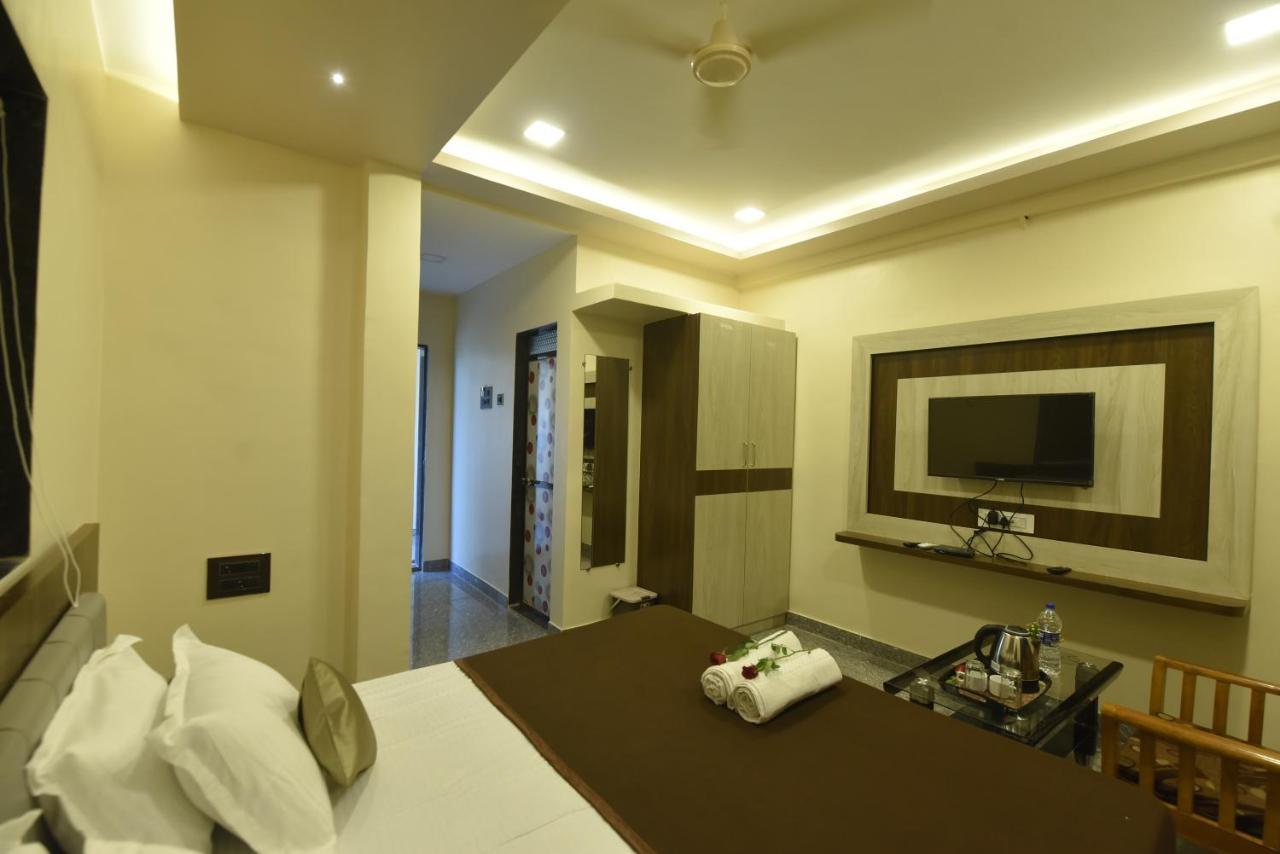 Ratnāgiri Hotel Sitara Inn المظهر الخارجي الصورة